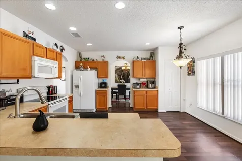 2074 Rio Grande Canyon Loop Kissimmee FL 34759