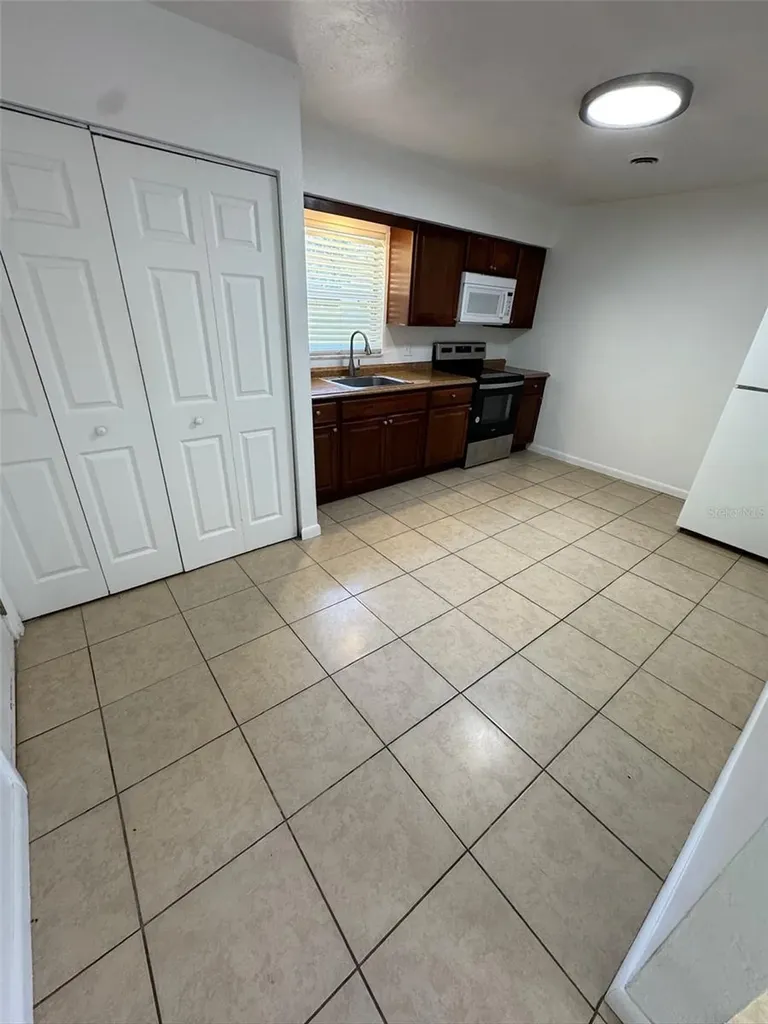 1631-1631 NE 71st Street Ocala FL 34479