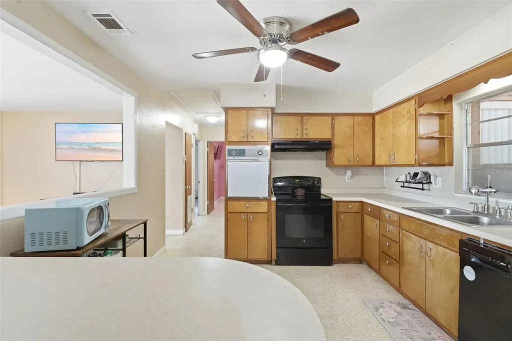 1713 Pine Avenue Deland FL 32724