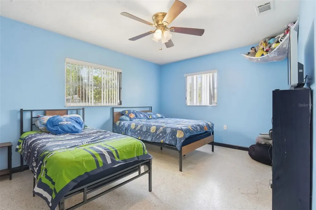 1713 Pine Avenue Deland FL 32724