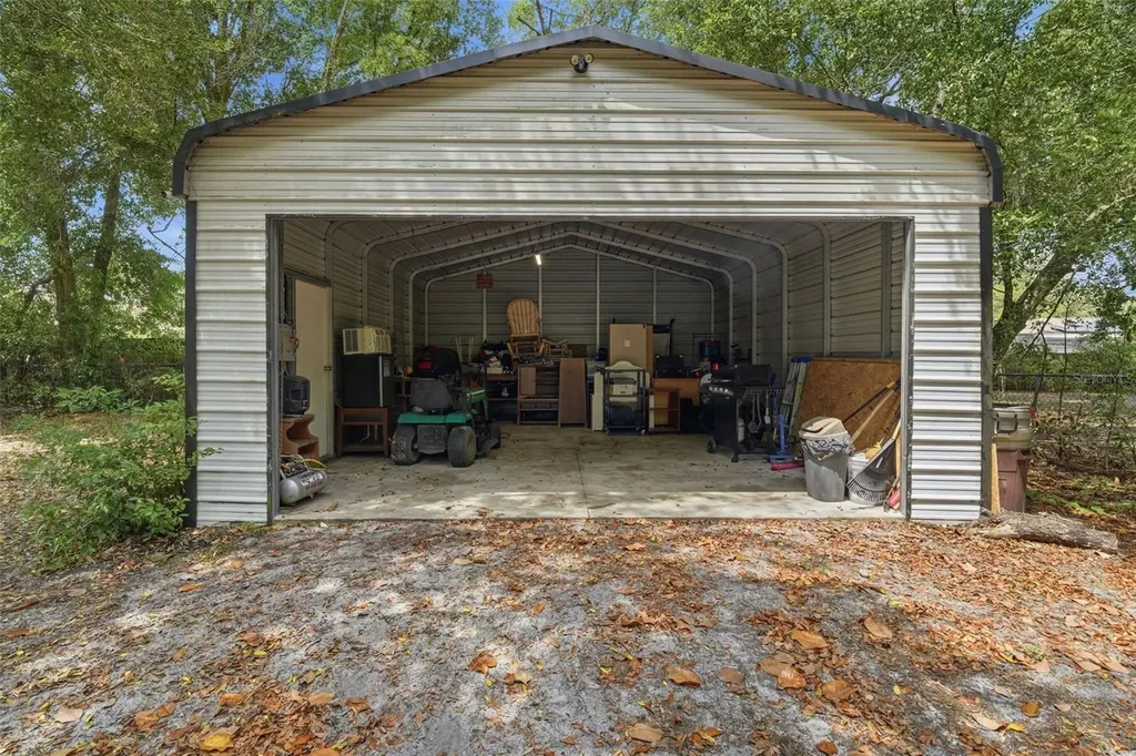 1713 Pine Avenue Deland FL 32724