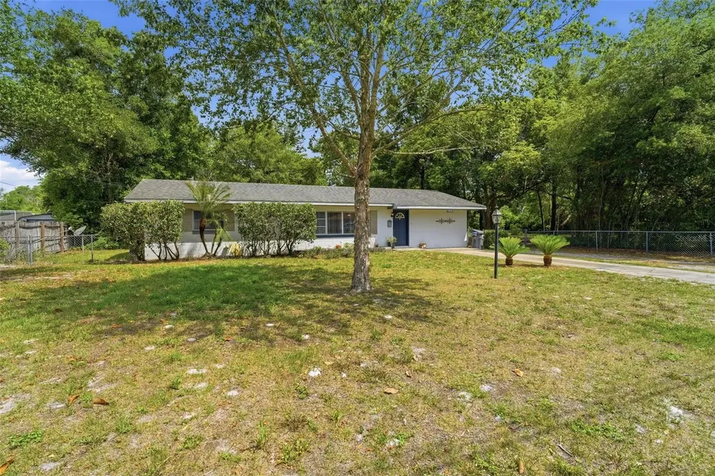 1713 Pine Avenue Deland FL 32724