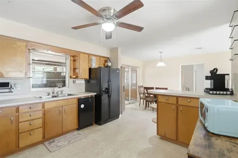 1713 Pine Avenue Deland FL 32724