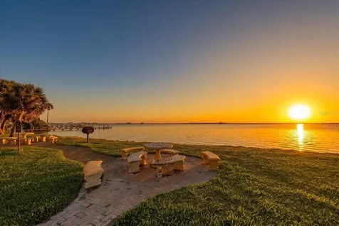 1101 Victoria Drive Dunedin FL 34698