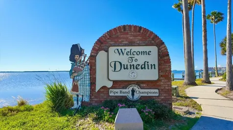 1101 Victoria Drive Dunedin FL 34698