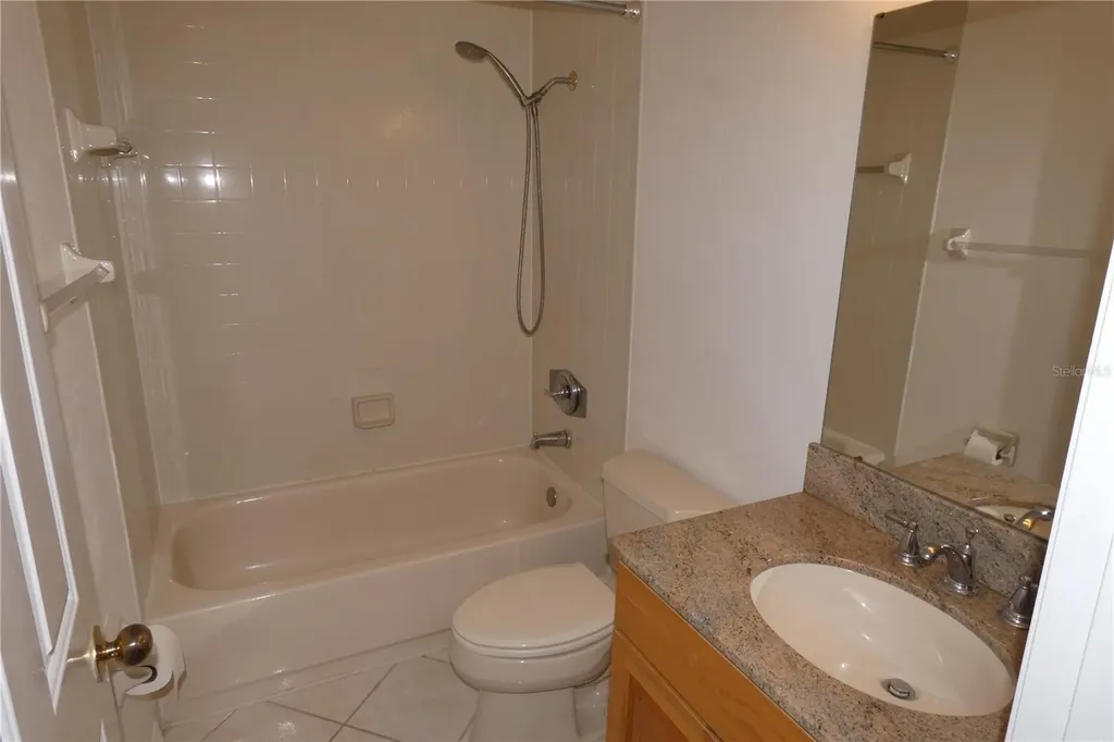 617 Segovia Court NE St Petersburg FL 33703