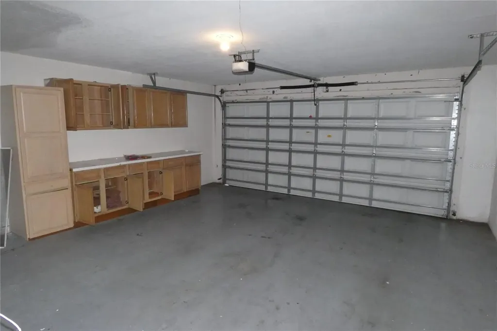 617 Segovia Court NE St Petersburg FL 33703