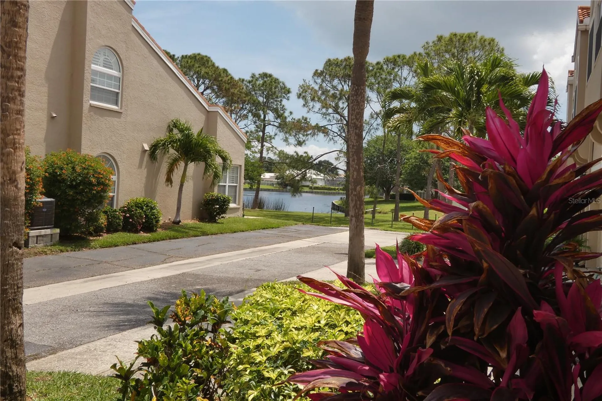 617 Segovia Court NE St Petersburg FL 33703