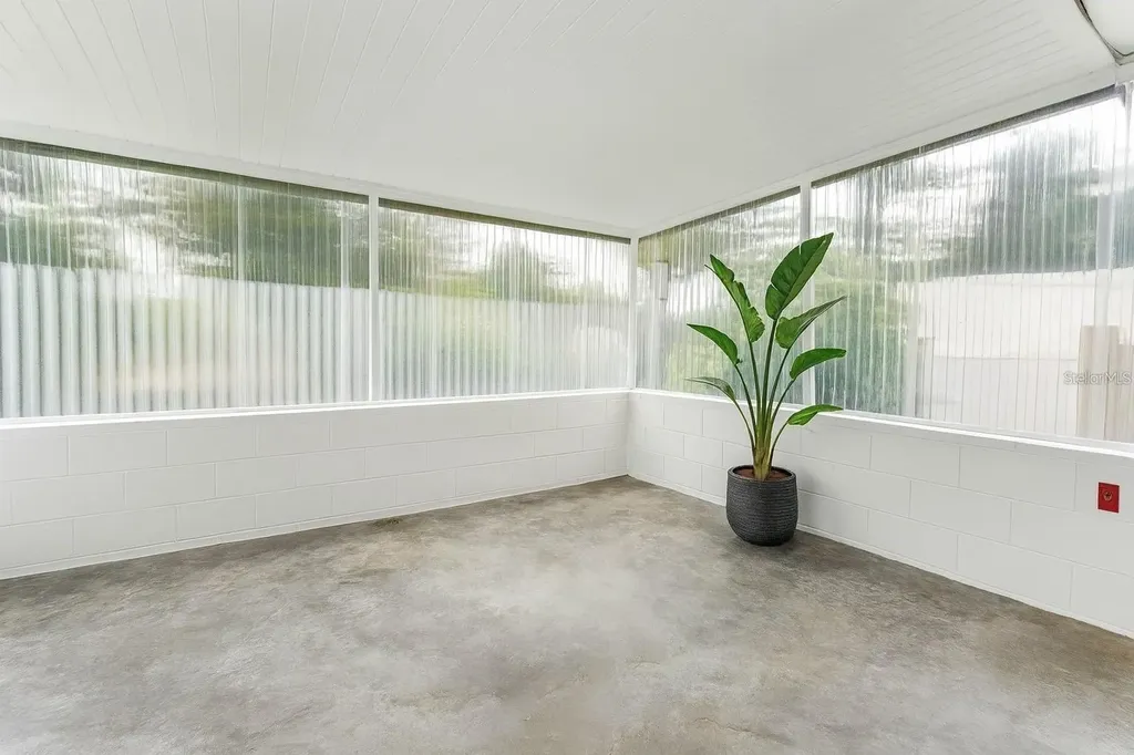 2304 Country Club Road Eustis FL 32726