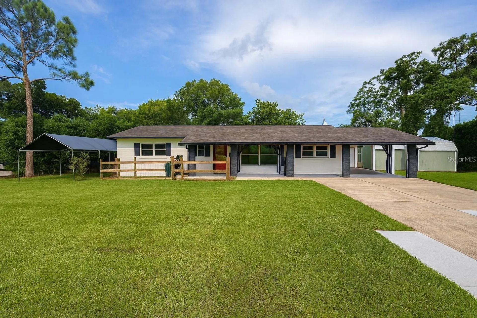 2304 Country Club Road Eustis FL 32726