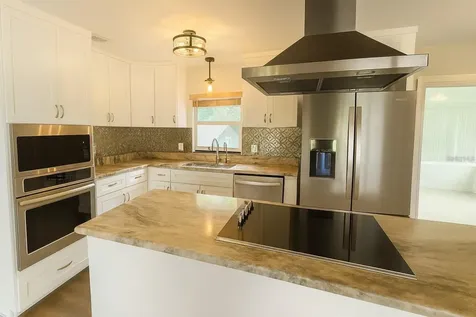 2304 Country Club Road Eustis FL 32726