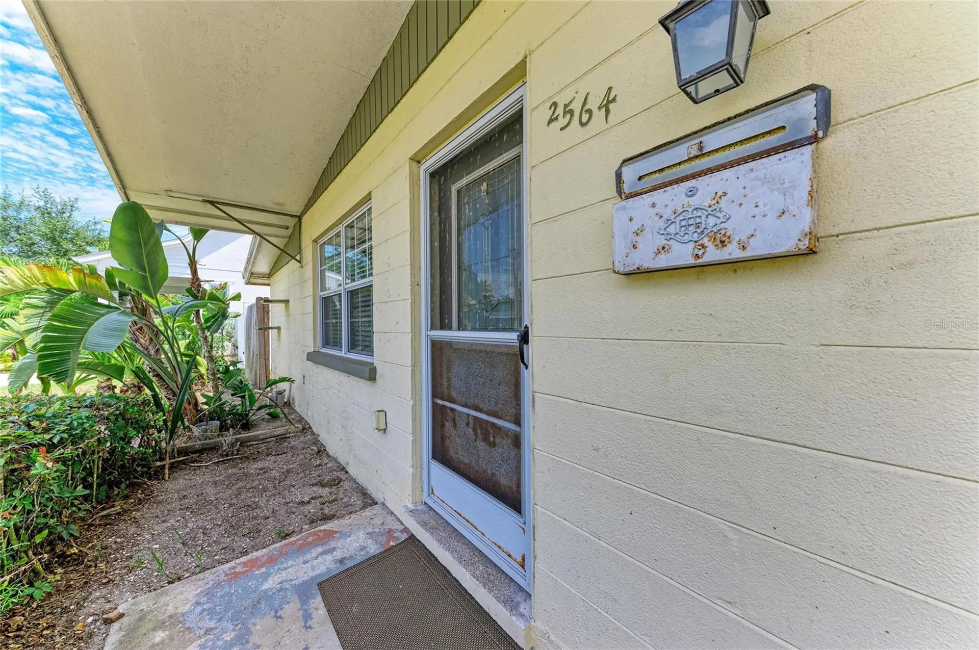 2564 Wood Street Sarasota FL 34237