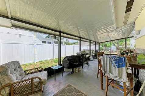 2564 Wood Street Sarasota FL 34237