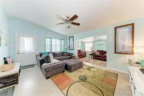 2564 Wood Street Sarasota FL 34237