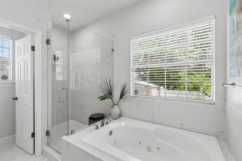 2941 W Bayshore Court Tampa FL 33611