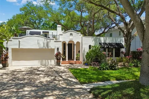 2941 W Bayshore Court Tampa FL 33611