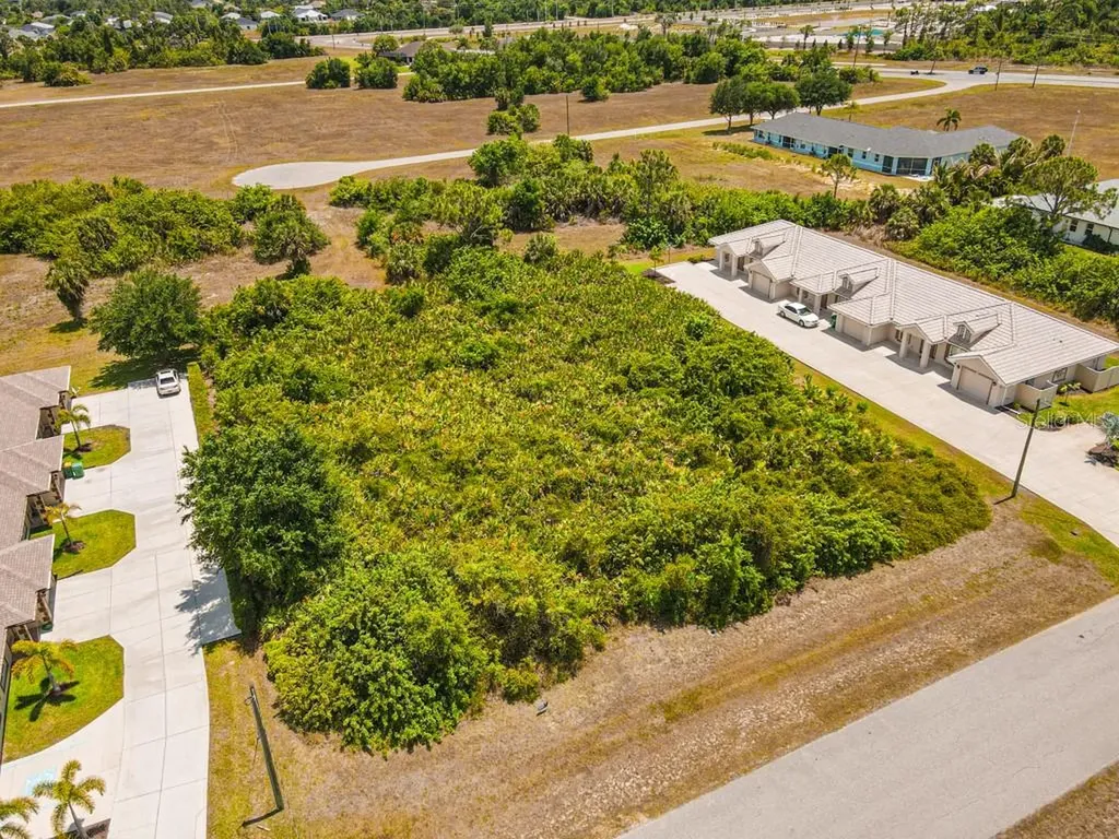 18 Donlon Drive Rotonda West FL 33947