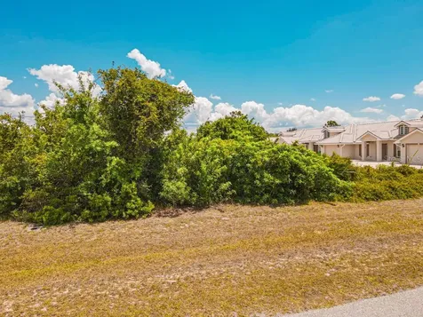 18 Donlon Drive Rotonda West FL 33947