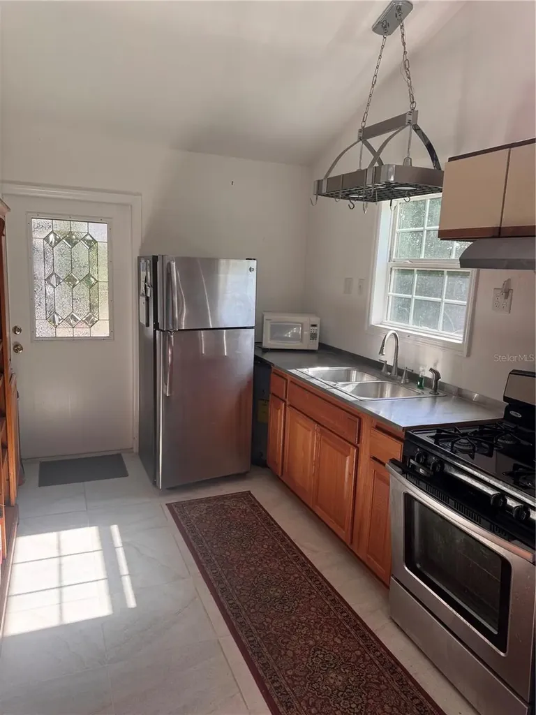 103 Grove Street Melrose FL 32666