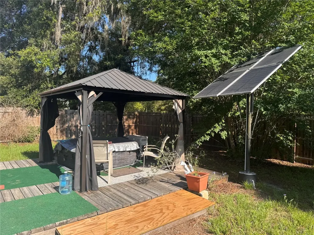 103 Grove Street Melrose FL 32666