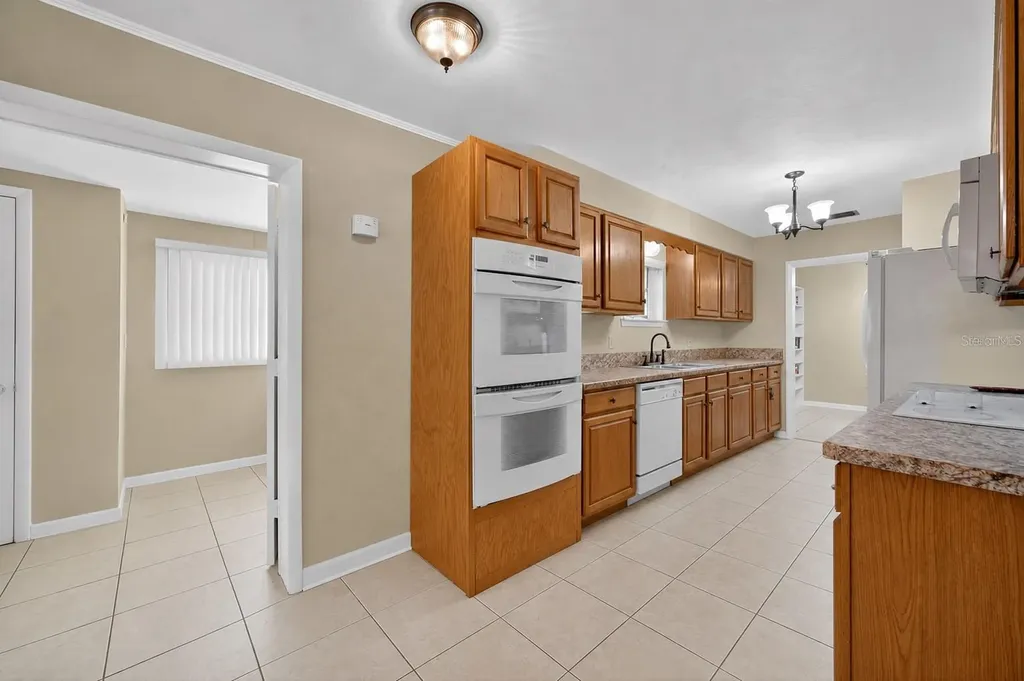 2710 Westside Drive Leesburg FL 34748