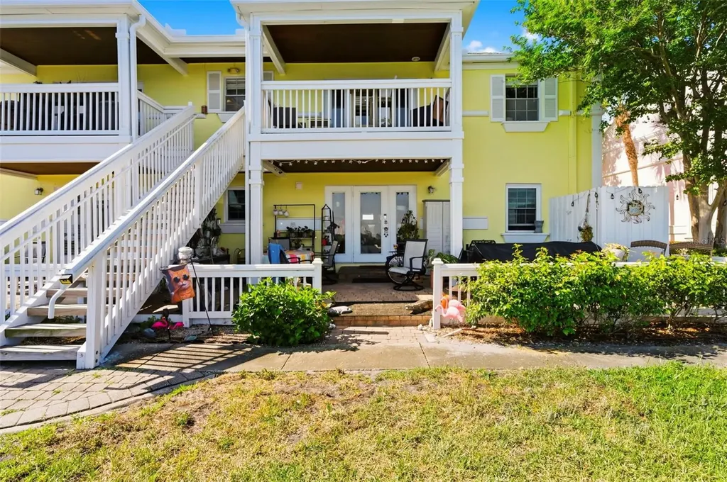 201 Pompano Drive SE St Petersburg FL 33705