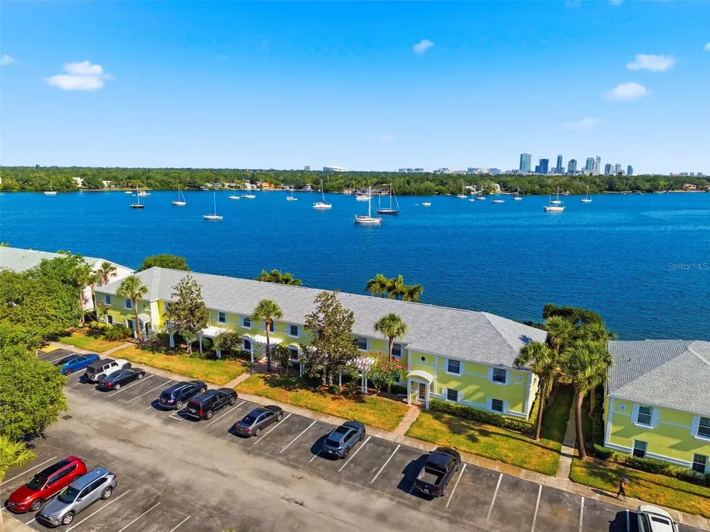 201 Pompano Drive SE St Petersburg FL 33705