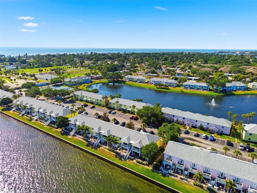 201 Pompano Drive SE St Petersburg FL 33705
