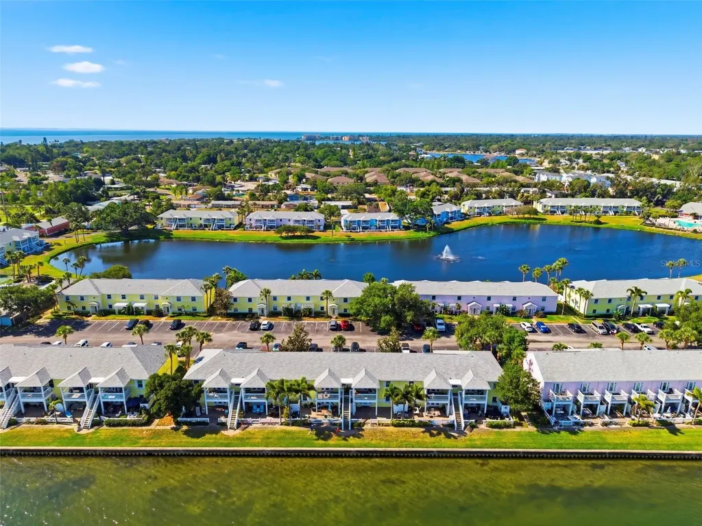 201 Pompano Drive SE St Petersburg FL 33705
