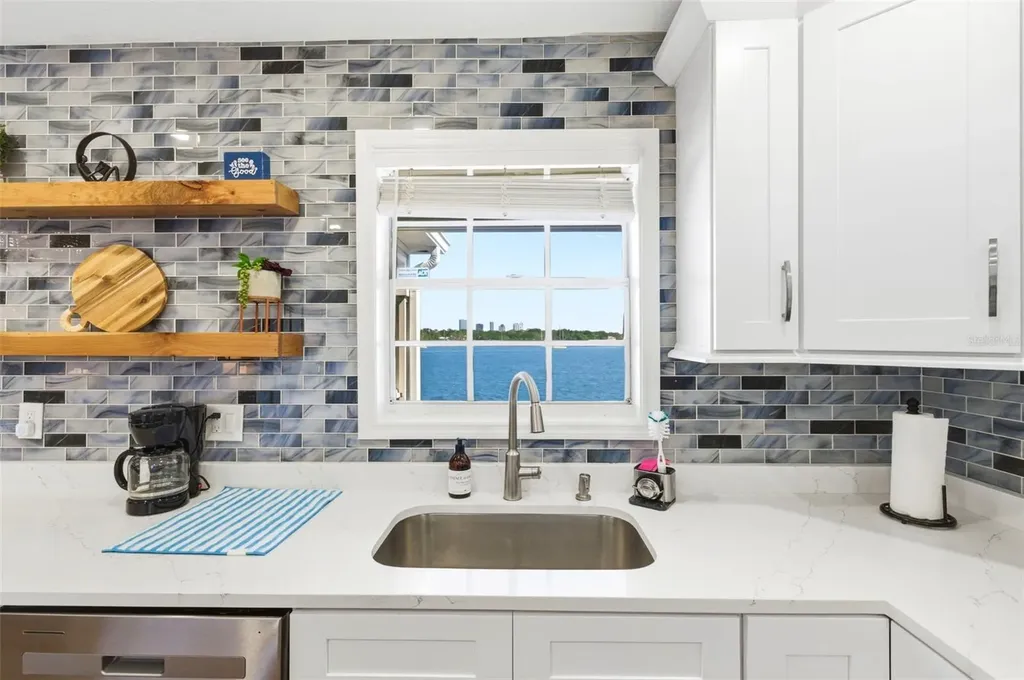 201 Pompano Drive SE St Petersburg FL 33705