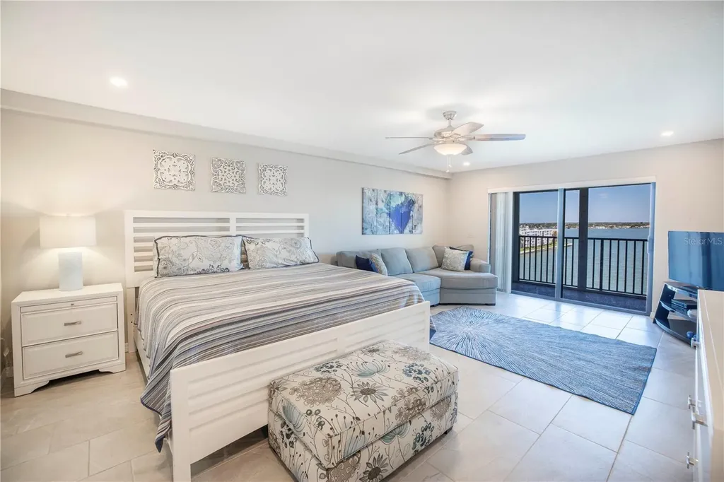7300 Sun Island Drive S South Pasadena FL 33707