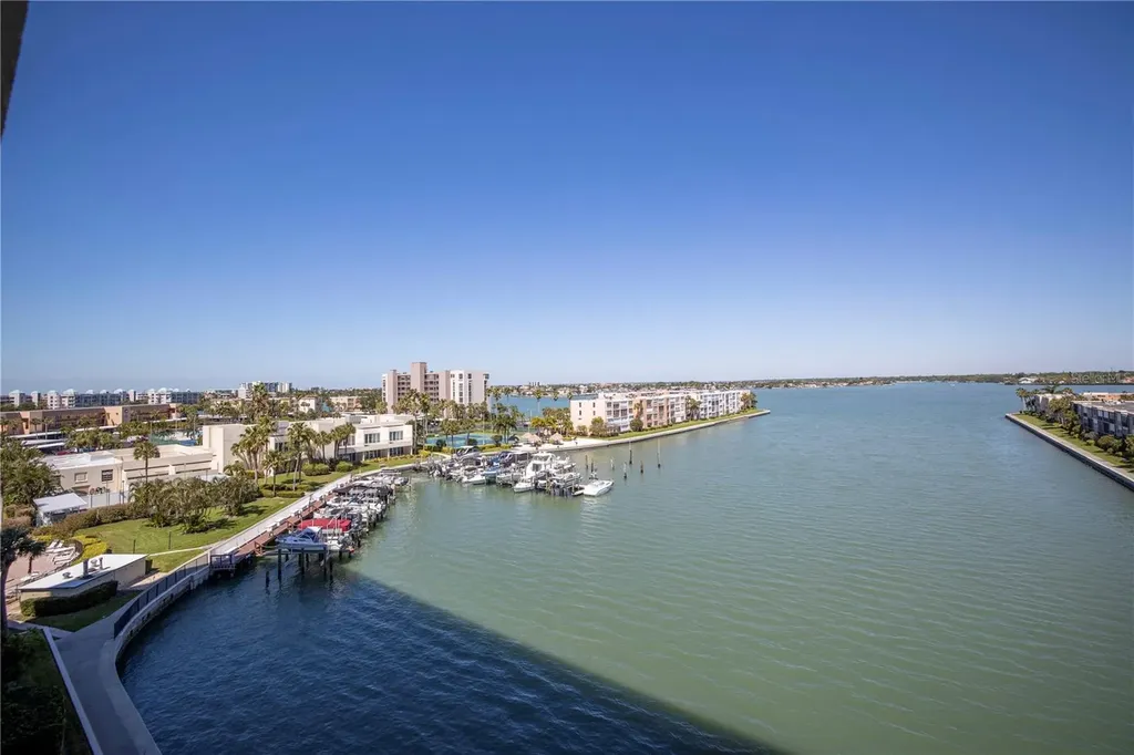 7300 Sun Island Drive S South Pasadena FL 33707