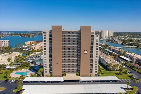 7300 Sun Island Drive S South Pasadena FL 33707