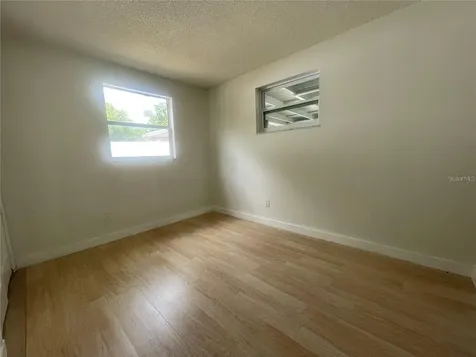 5891 93rd Avenue N Pinellas Park FL 33782