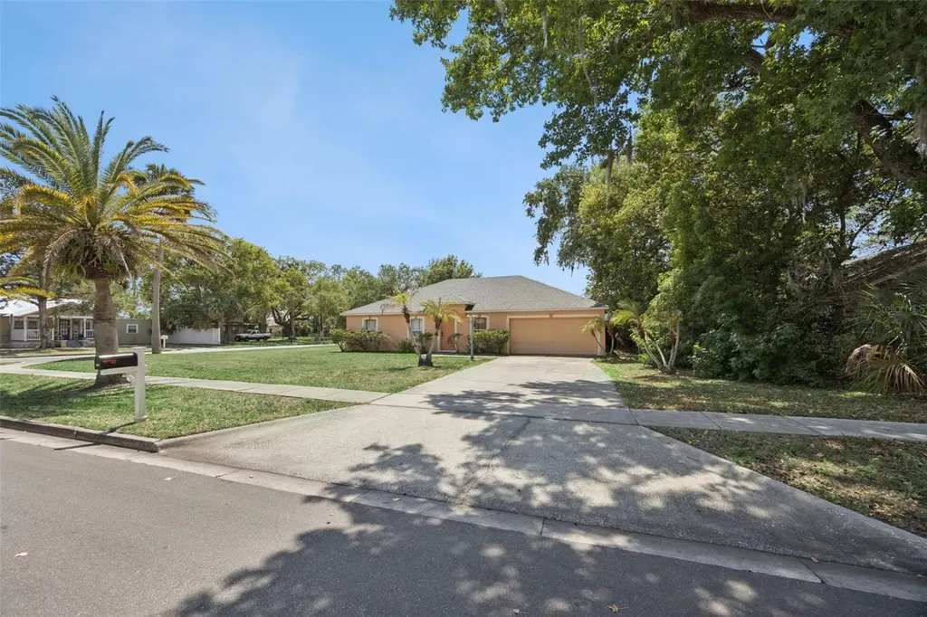 1020 S Laurel Avenue Sanford FL 32771