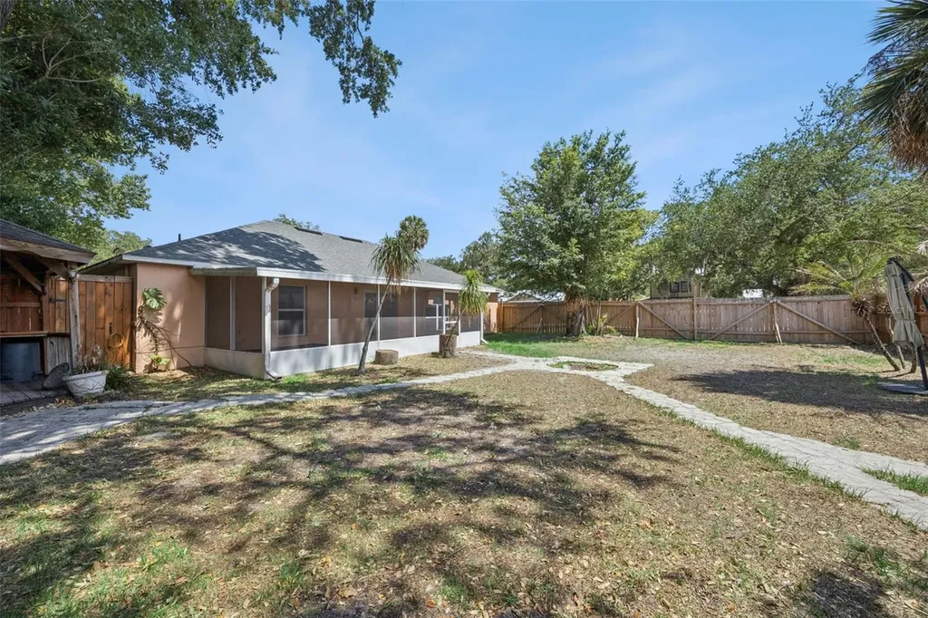 1020 S Laurel Avenue Sanford FL 32771
