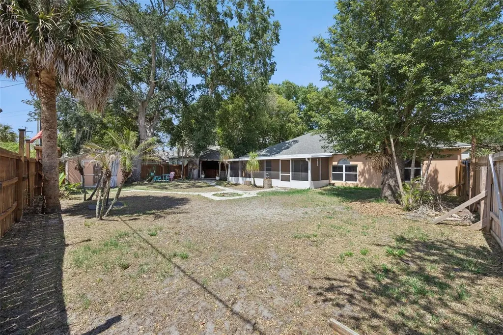 1020 S Laurel Avenue Sanford FL 32771