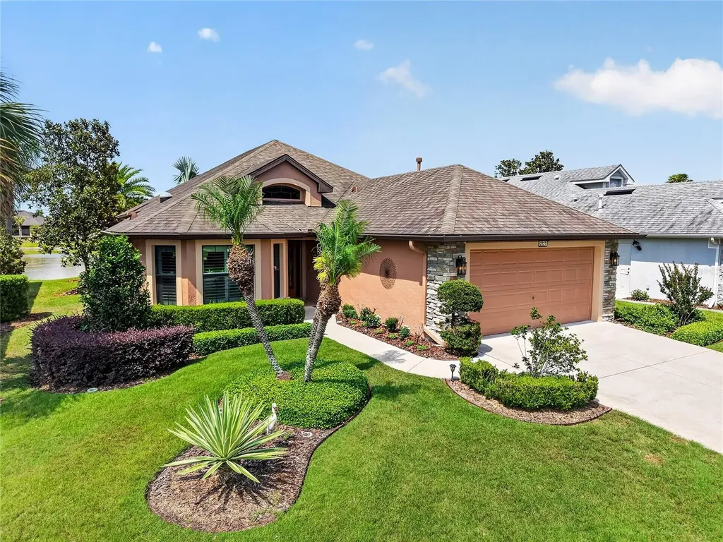 2327 Wakefield Way Mount Dora FL 32757