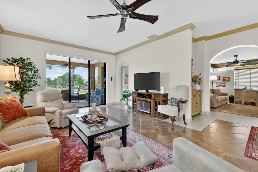 2327 Wakefield Way Mount Dora FL 32757
