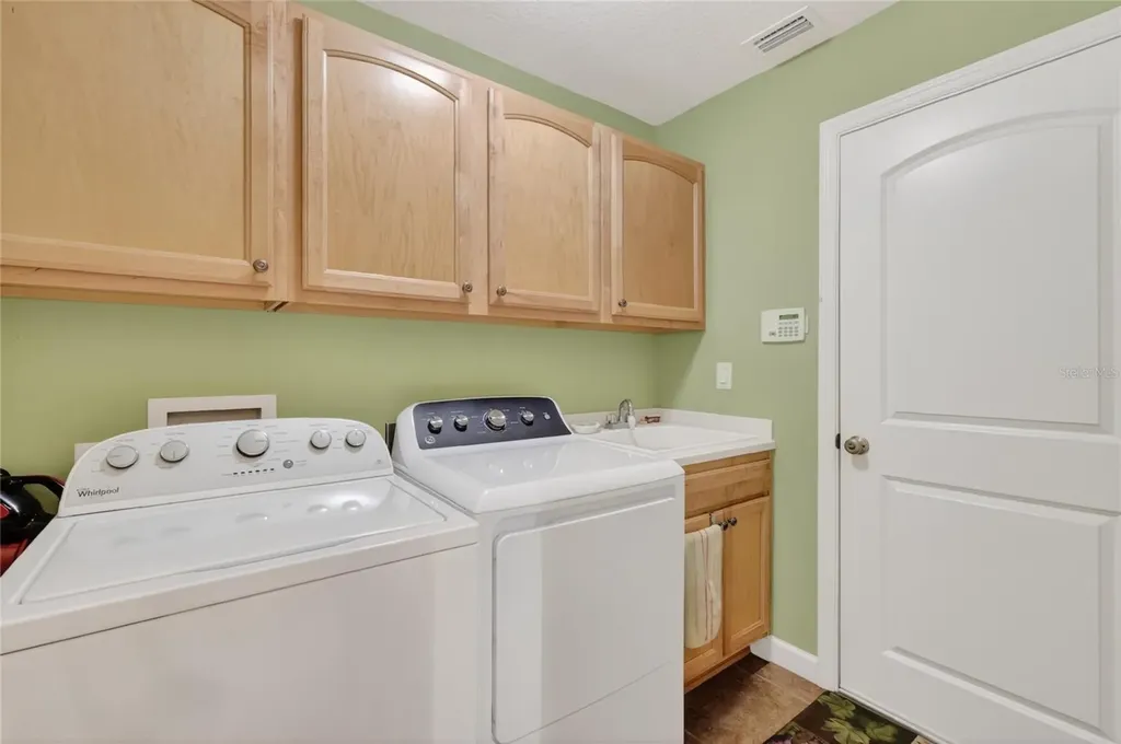 2327 Wakefield Way Mount Dora FL 32757