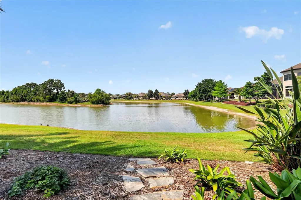 2327 Wakefield Way Mount Dora FL 32757