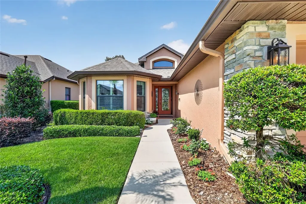 2327 Wakefield Way Mount Dora FL 32757