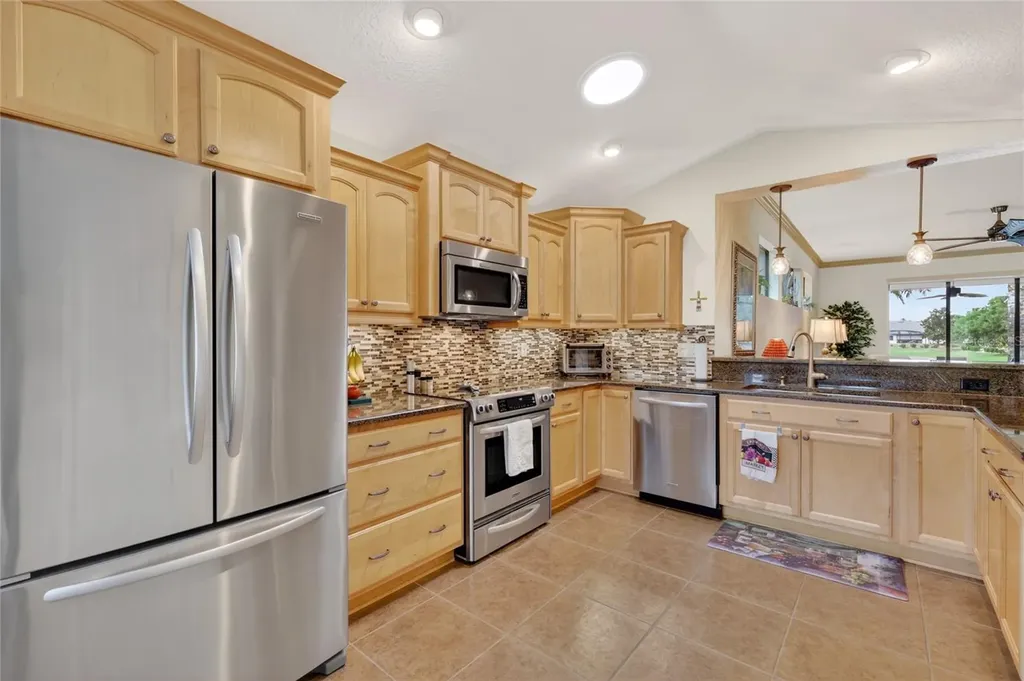 2327 Wakefield Way Mount Dora FL 32757