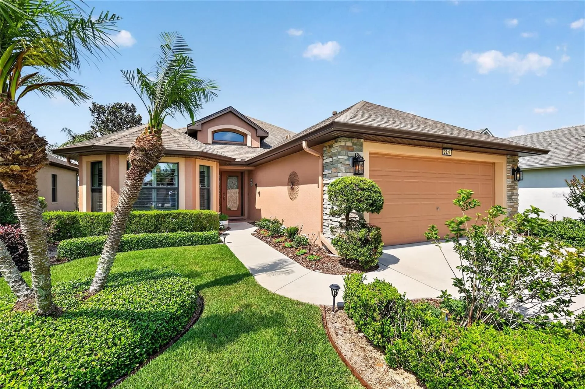 2327 Wakefield Way Mount Dora FL 32757