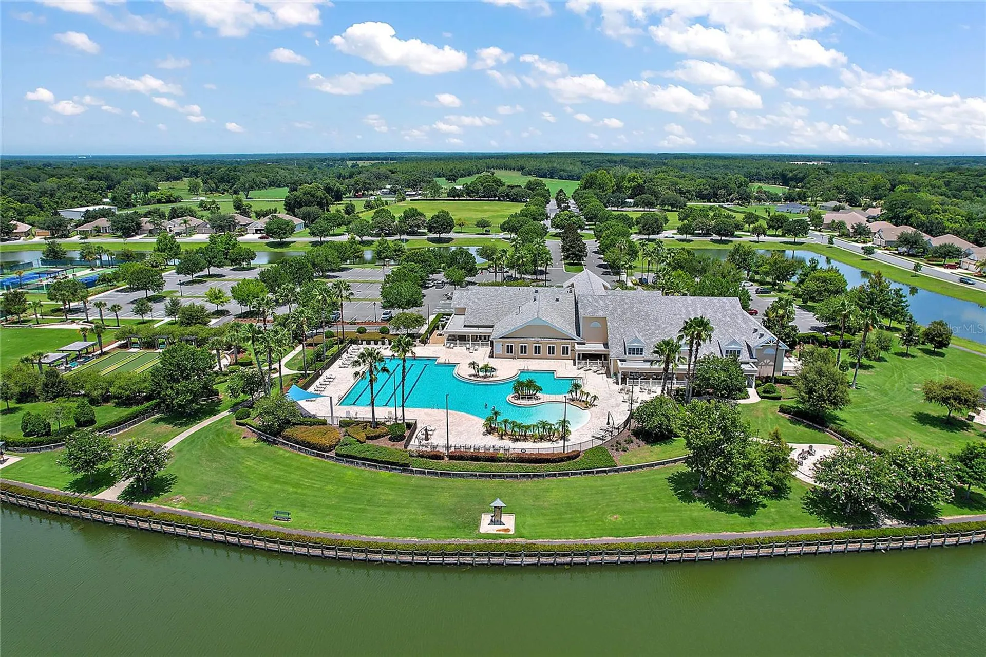 2327 Wakefield Way Mount Dora FL 32757