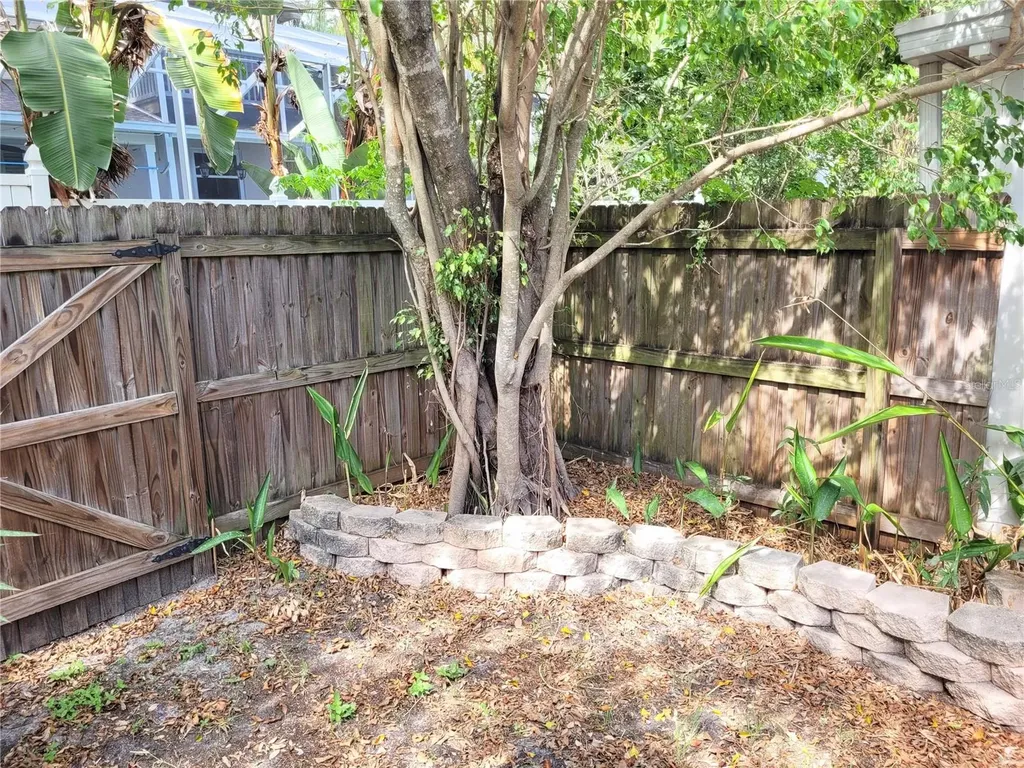 349 Plymouth Street Safety Harbor FL 34695