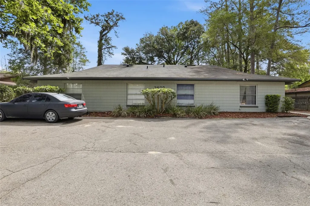 3605 SW 29th Terrace Gainesville FL 32608