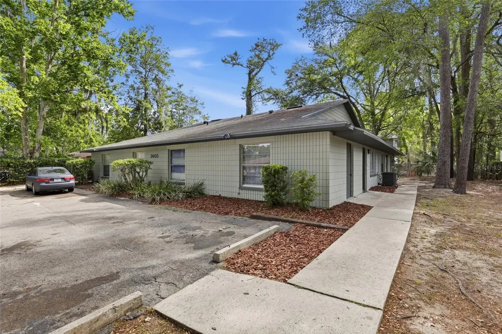 3605 SW 29th Terrace Gainesville FL 32608