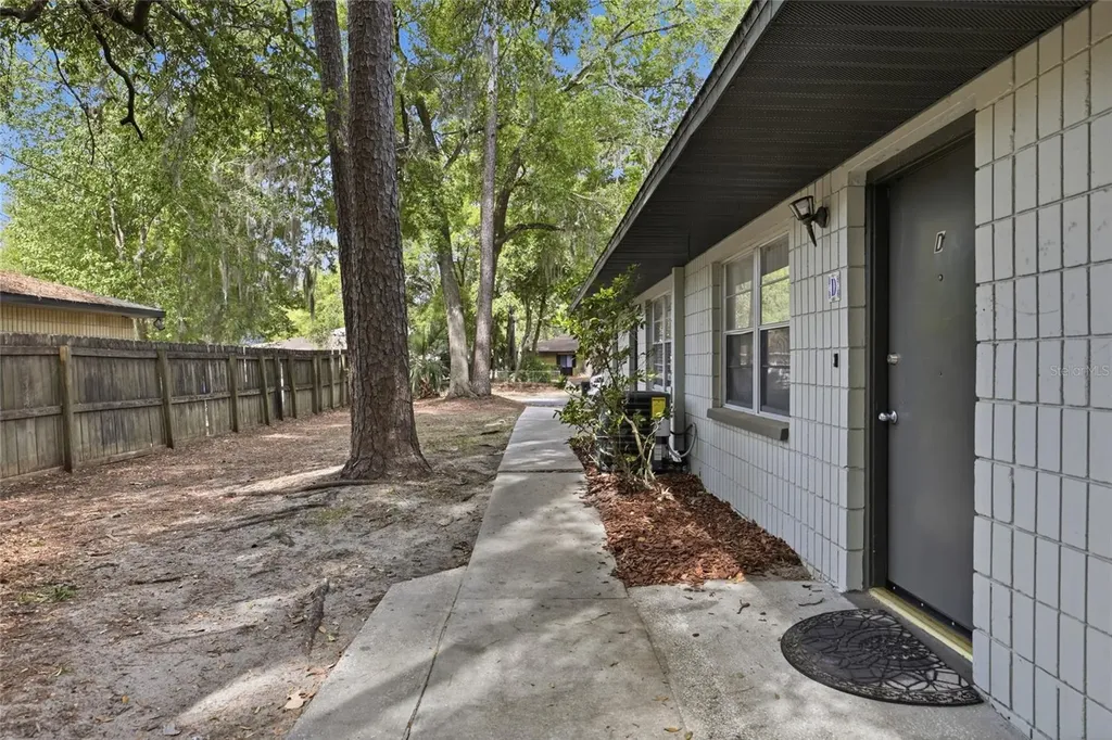 3605 SW 29th Terrace Gainesville FL 32608