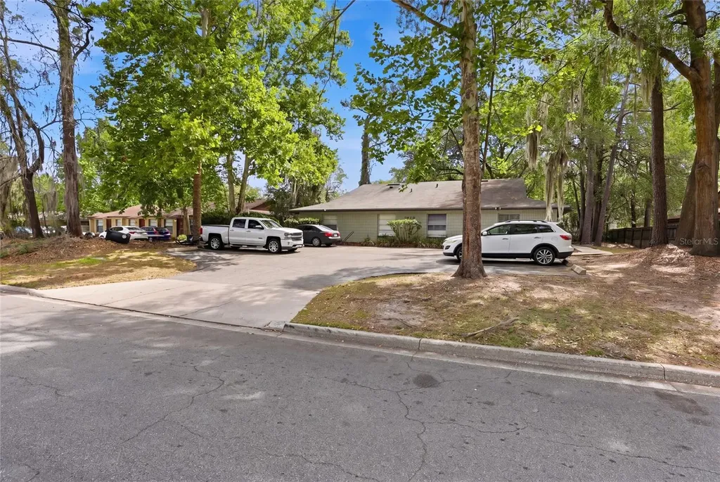 3605 SW 29th Terrace Gainesville FL 32608